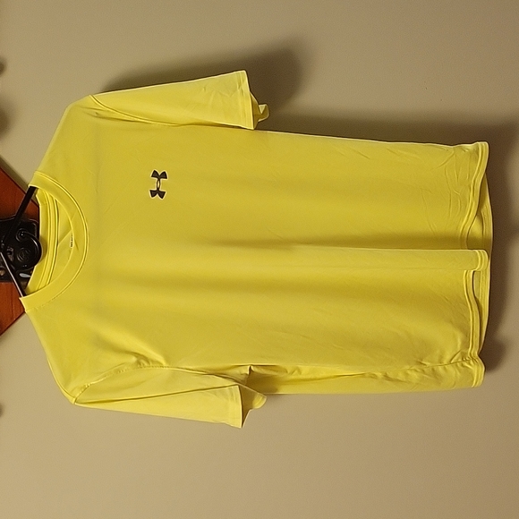 Under Armour Other - Under Armour shirt